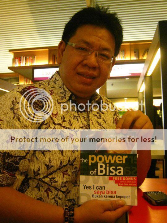 Johanes Ariffin Wijaya dengan Buku The Power of Bisa