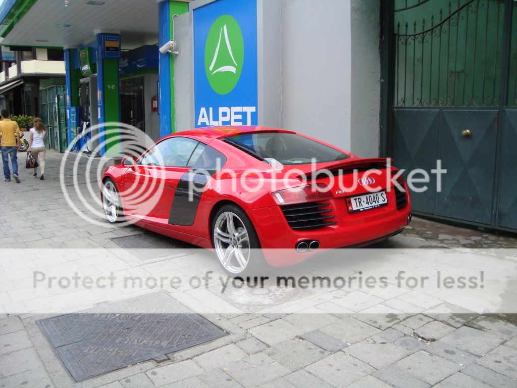 Exotic Cars in KosovoAlbanien